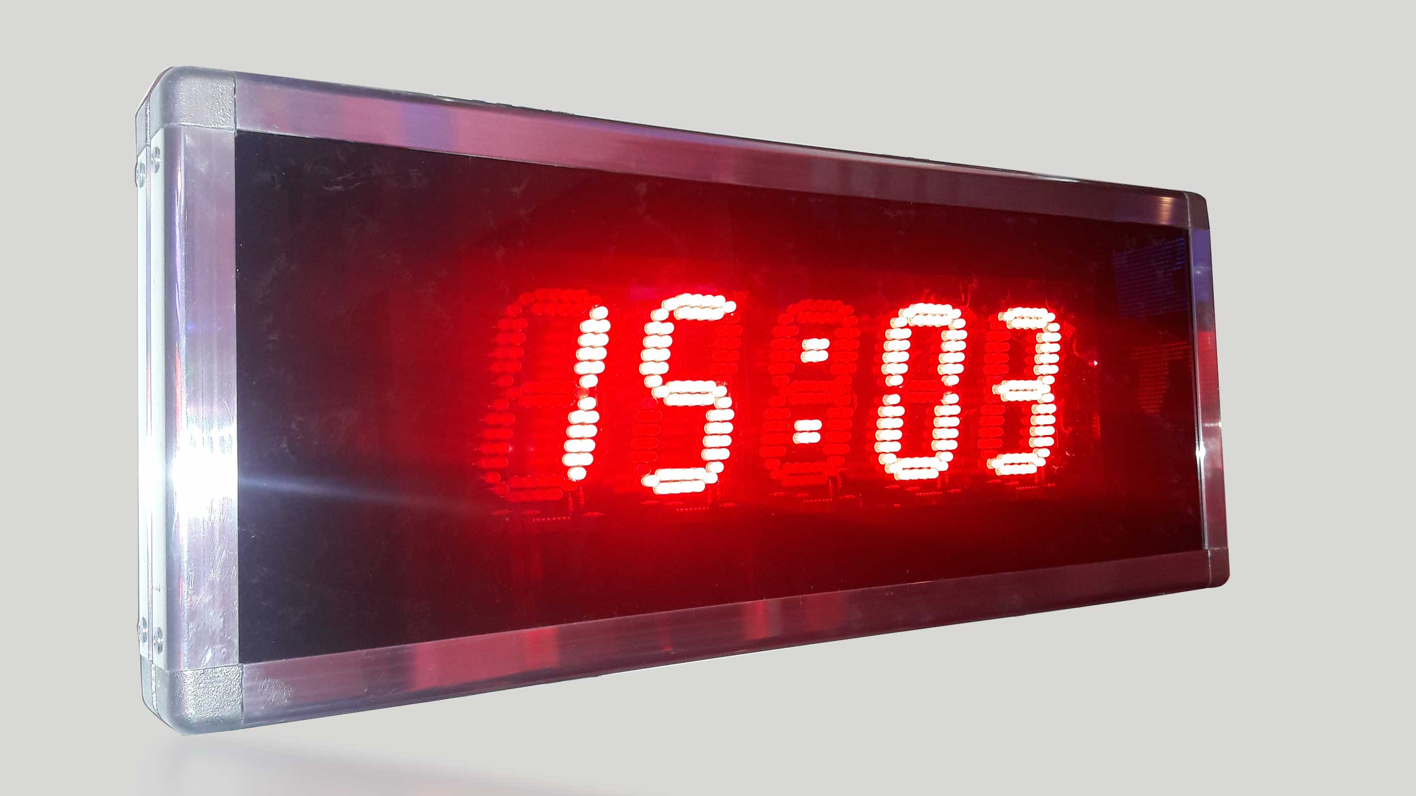 Reloj LED de hora y fecha modelo HF100HR