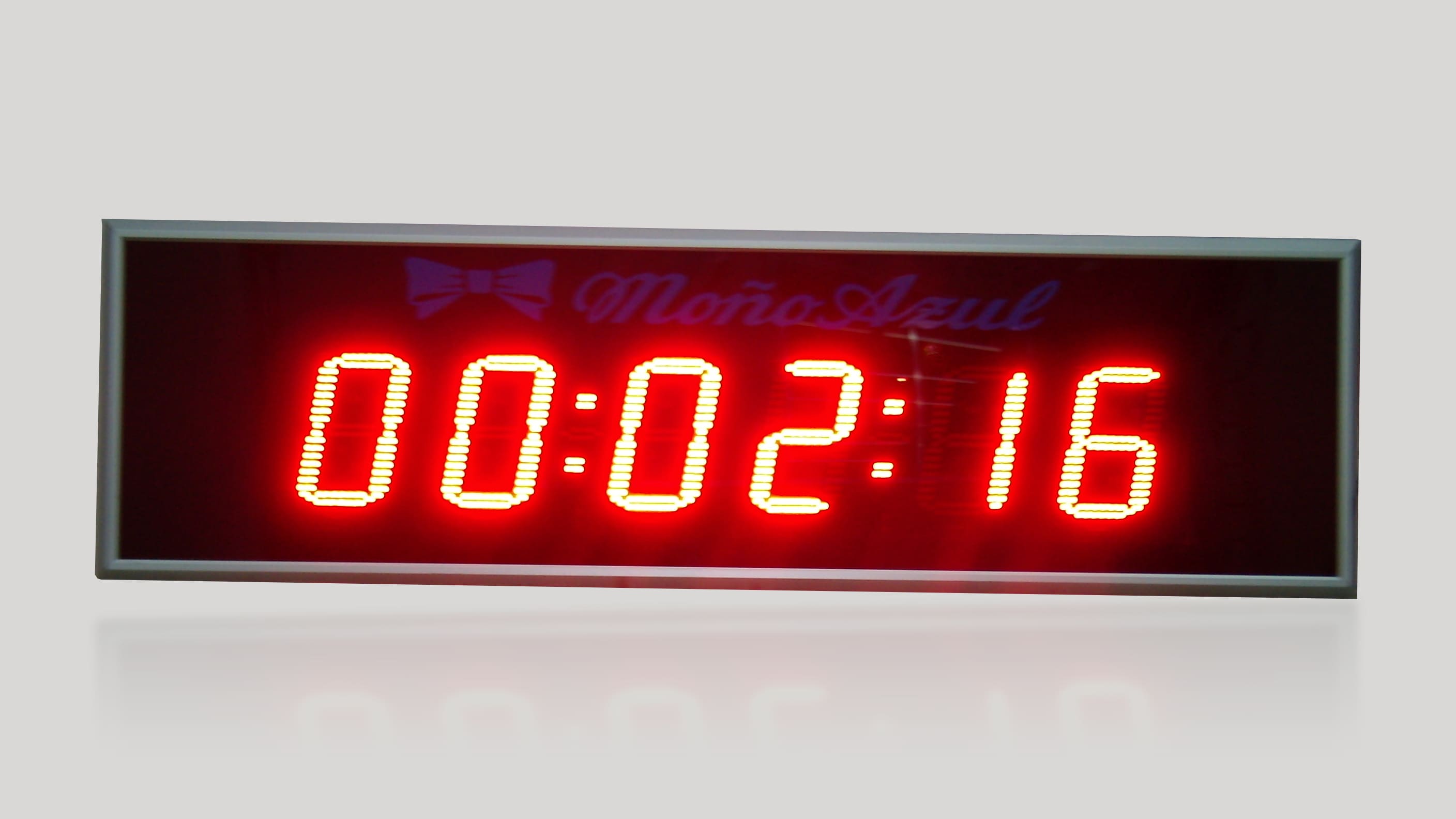 Reloj LED de hora, segundos y fecha modelo HF350HR